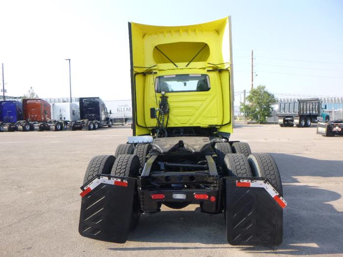 2023 International LT625-3