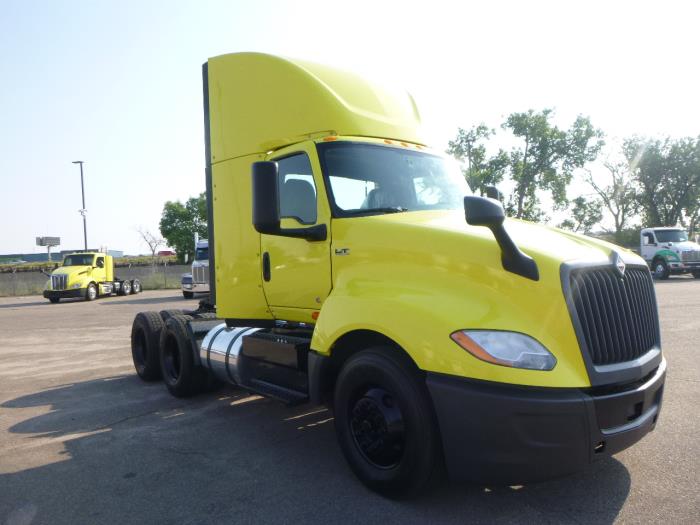 2023 International LT625-6