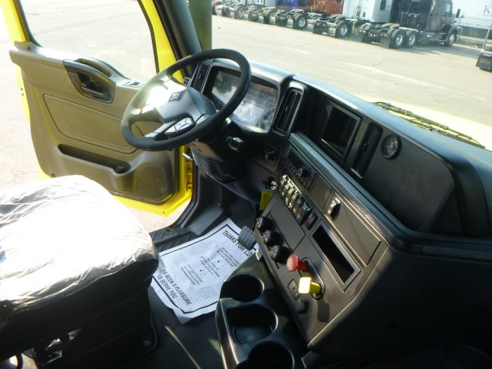 2023 International LT625-15