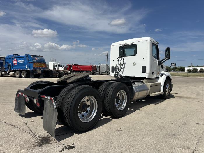 2021 Peterbilt 579-9