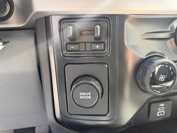 2026 Ford F-550-21
