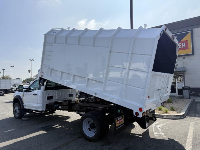 2026 Ford F-550-29