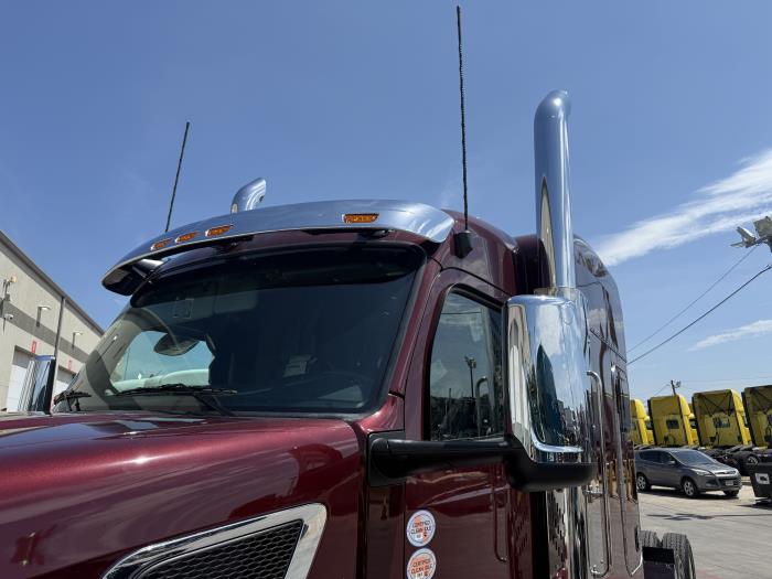 2027 Peterbilt 567-13
