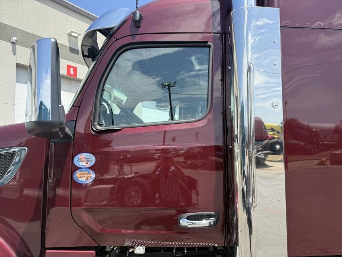 2027 Peterbilt 567-25