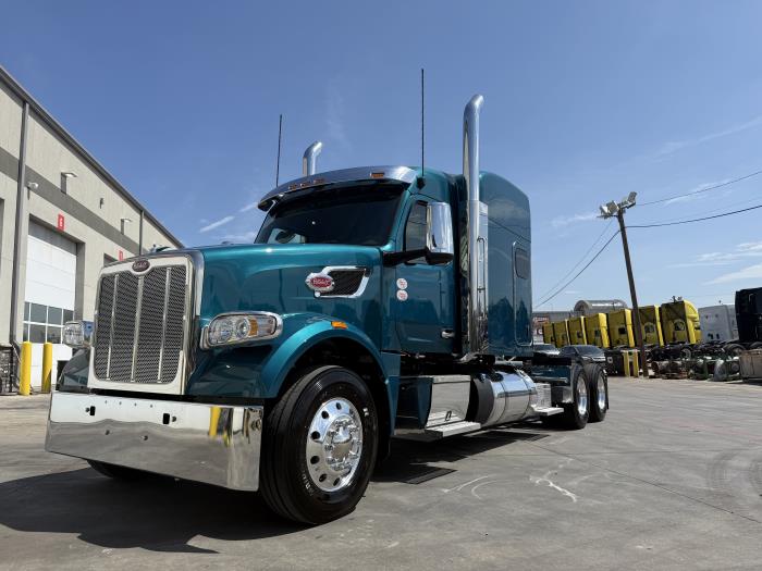2027 Peterbilt 567-2