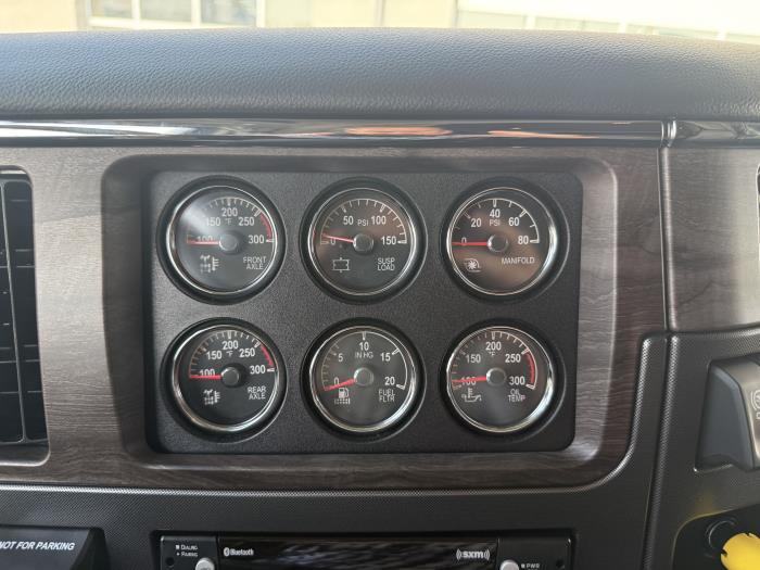 2027 Peterbilt 567-39