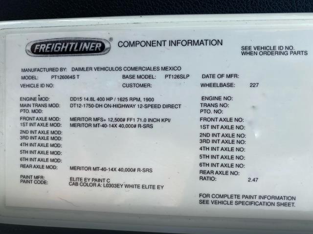 2022 Freightliner Cascadia-28