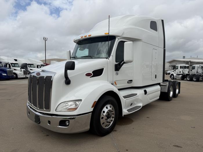2020 Peterbilt 579-0