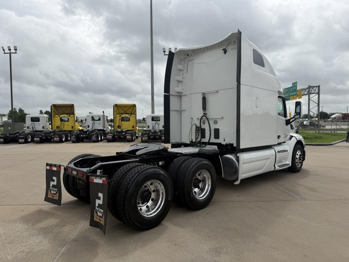 2020 Peterbilt 579-4