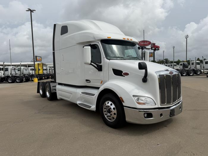 2020 Peterbilt 579-6