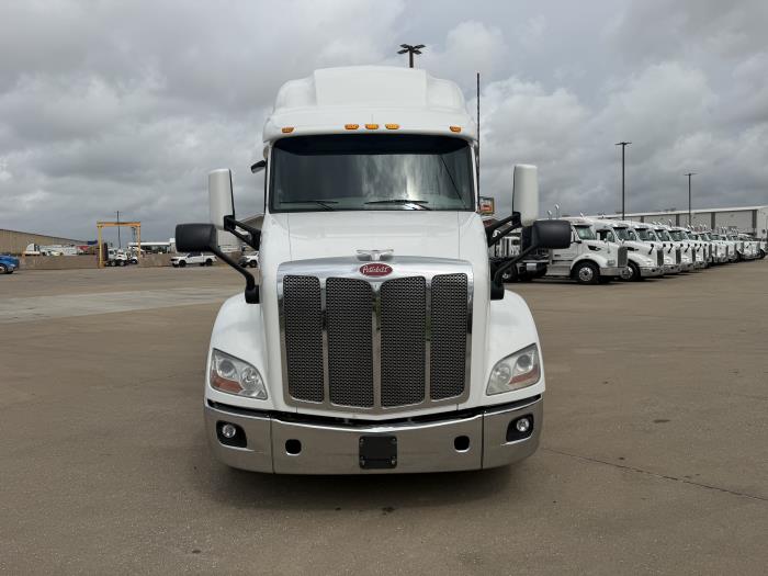 2020 Peterbilt 579-7