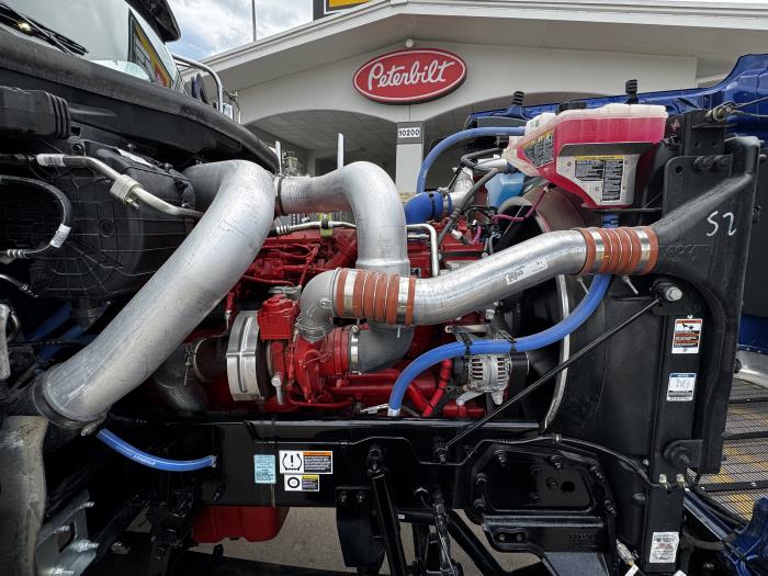 2026 Peterbilt 589-32