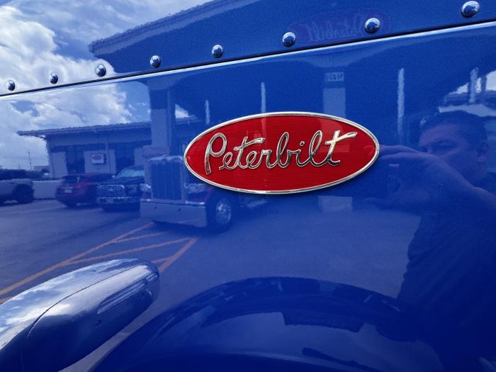 2026 Peterbilt 589-34