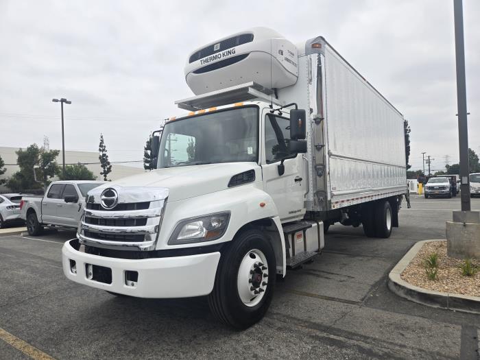2020 Hino 268A-1