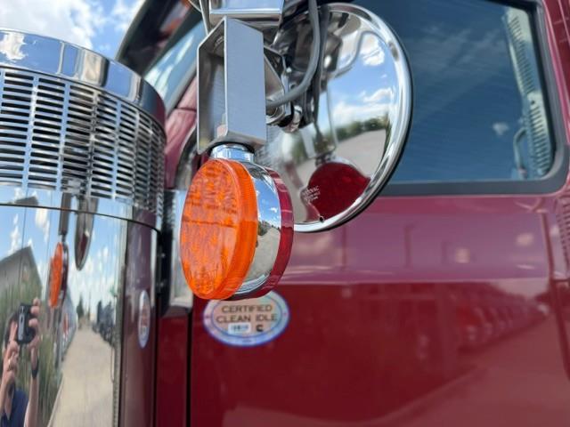 2027 Peterbilt 589-21