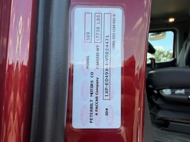 2027 Peterbilt 589-36
