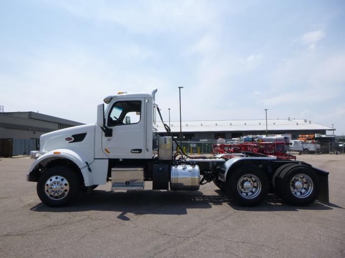 2022 Peterbilt 567-1