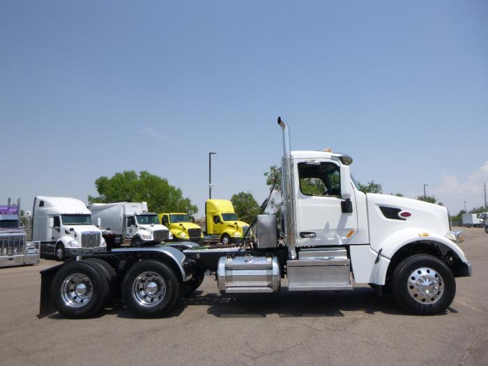 2022 Peterbilt 567-5