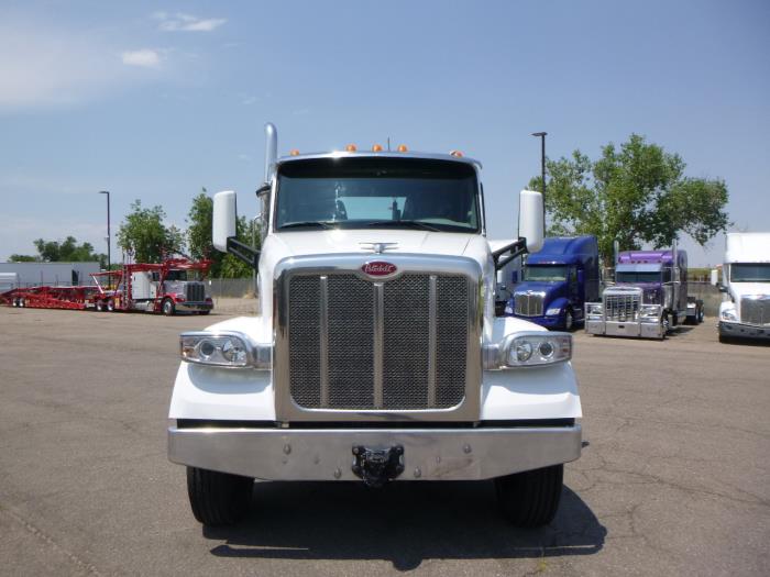 2022 Peterbilt 567-8