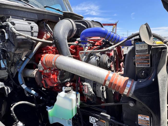 2022 Peterbilt 579-9