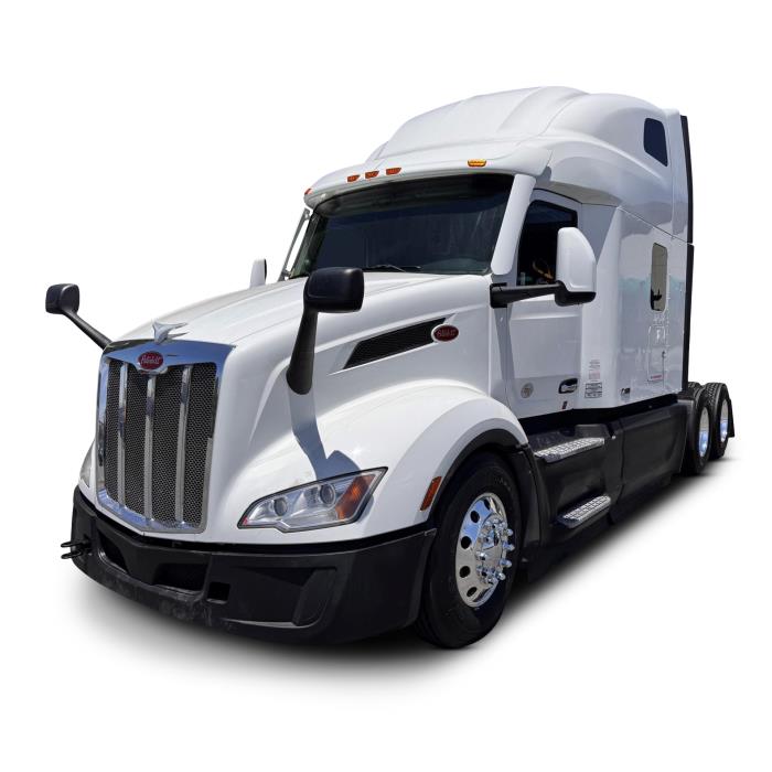 2022 Peterbilt 579-0