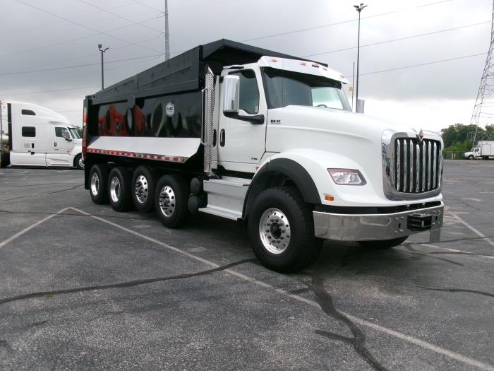 2025 International HX620-2