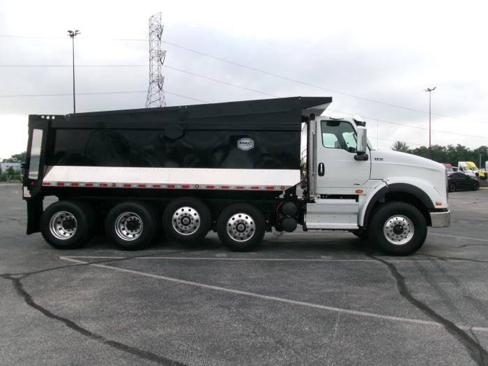 2025 International HX620-5