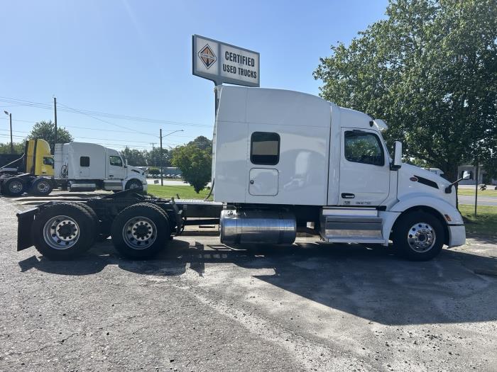 2022 Peterbilt 579-5