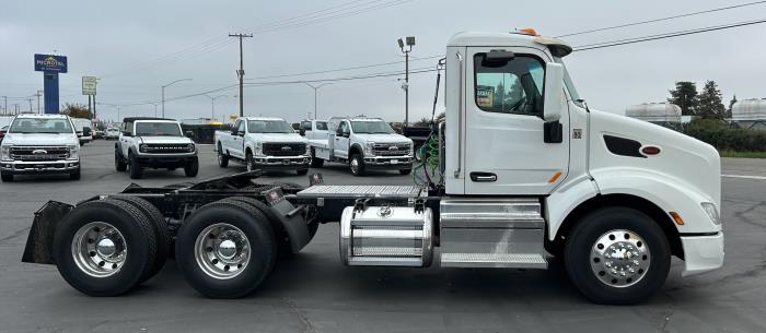 2020 Peterbilt 579-2