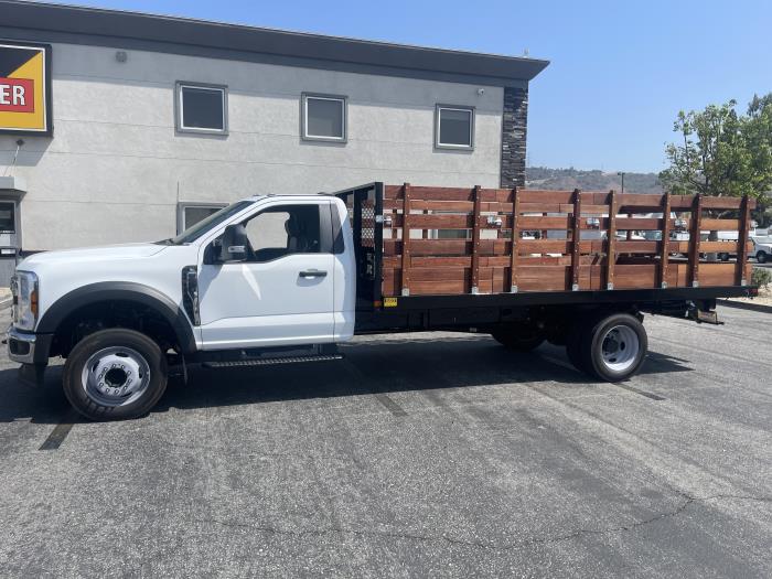 2026 Ford F-550-2