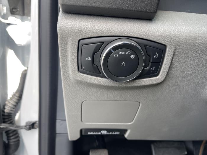 2026 Ford F-250-36