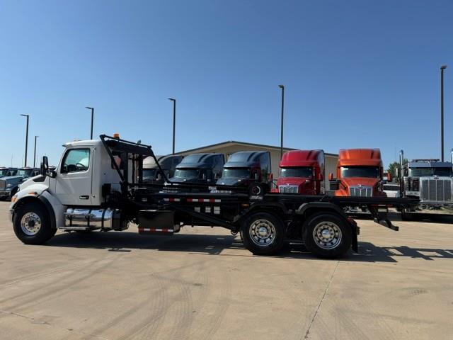 2023 Peterbilt 548-3