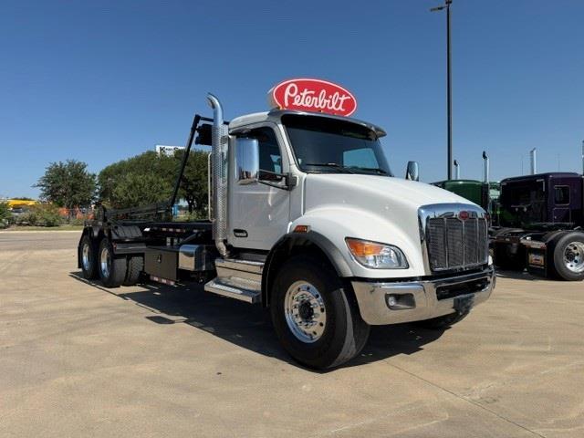 2023 Peterbilt 548-9