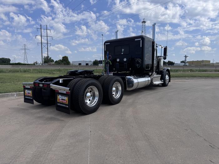 2027 Peterbilt 589-6