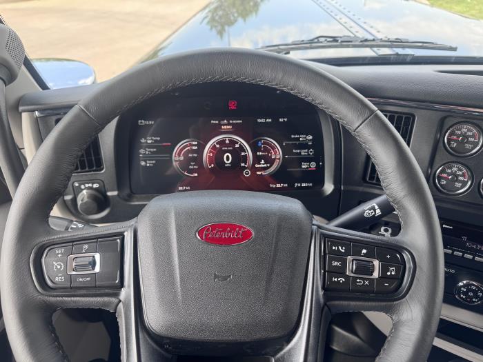2027 Peterbilt 589-12