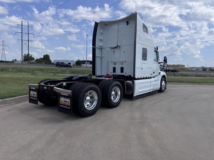 2027 Peterbilt 579-6