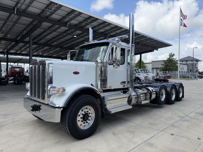 2027 Peterbilt 589-2