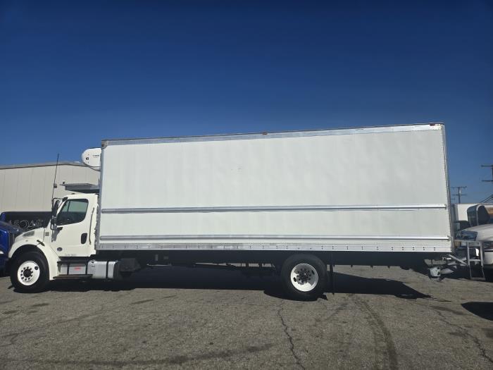 2020 Freightliner Business Class M2 106-6