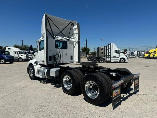 2023 Peterbilt 579-9