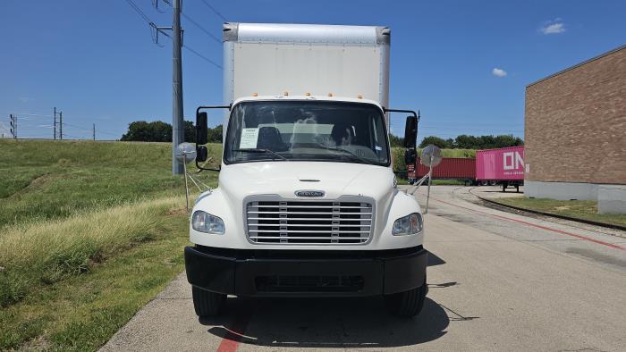 2020 Freightliner Business Class M2 106-0