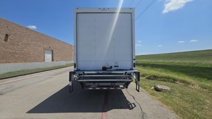 2020 Freightliner Business Class M2 106-4