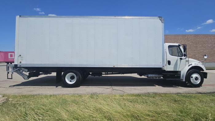 2020 Freightliner Business Class M2 106-6