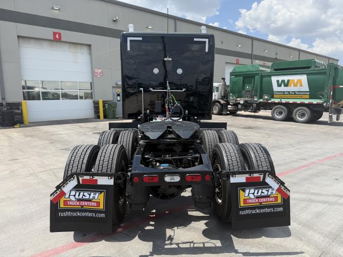 2027 Peterbilt 589-7