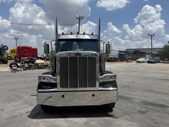 2027 Peterbilt 589-12