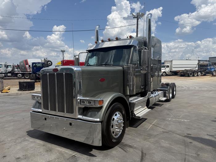 2027 Peterbilt 589-1