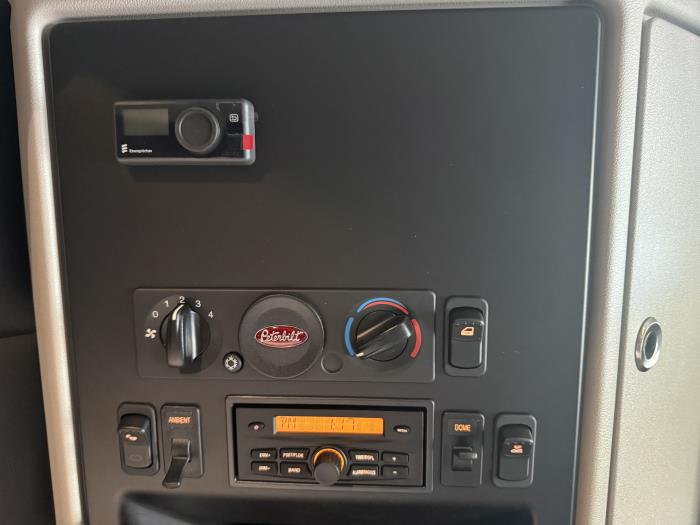 2027 Peterbilt 589-51