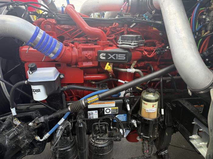 2027 Peterbilt 589-62