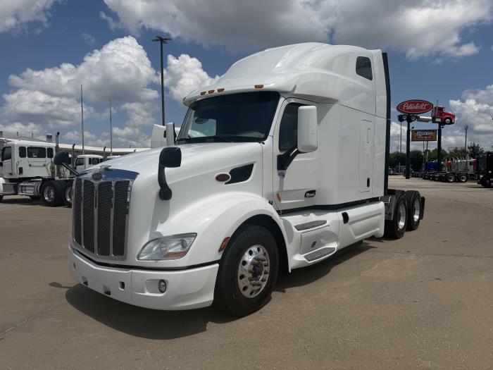2020 Peterbilt 579-0