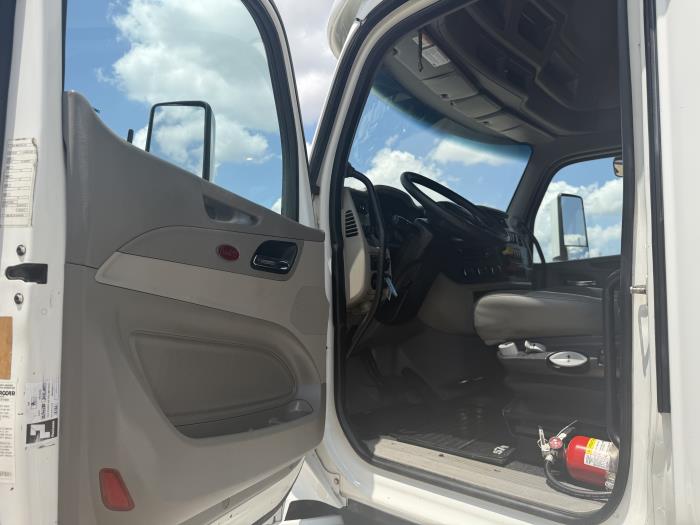 2020 Peterbilt 579-22