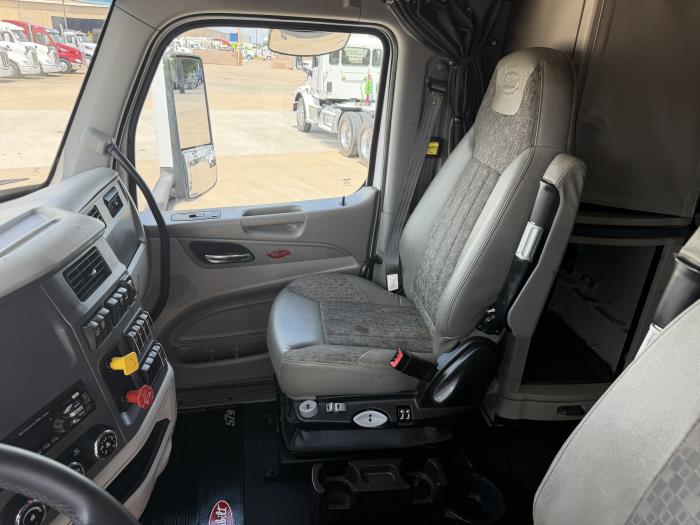 2020 Peterbilt 579-23